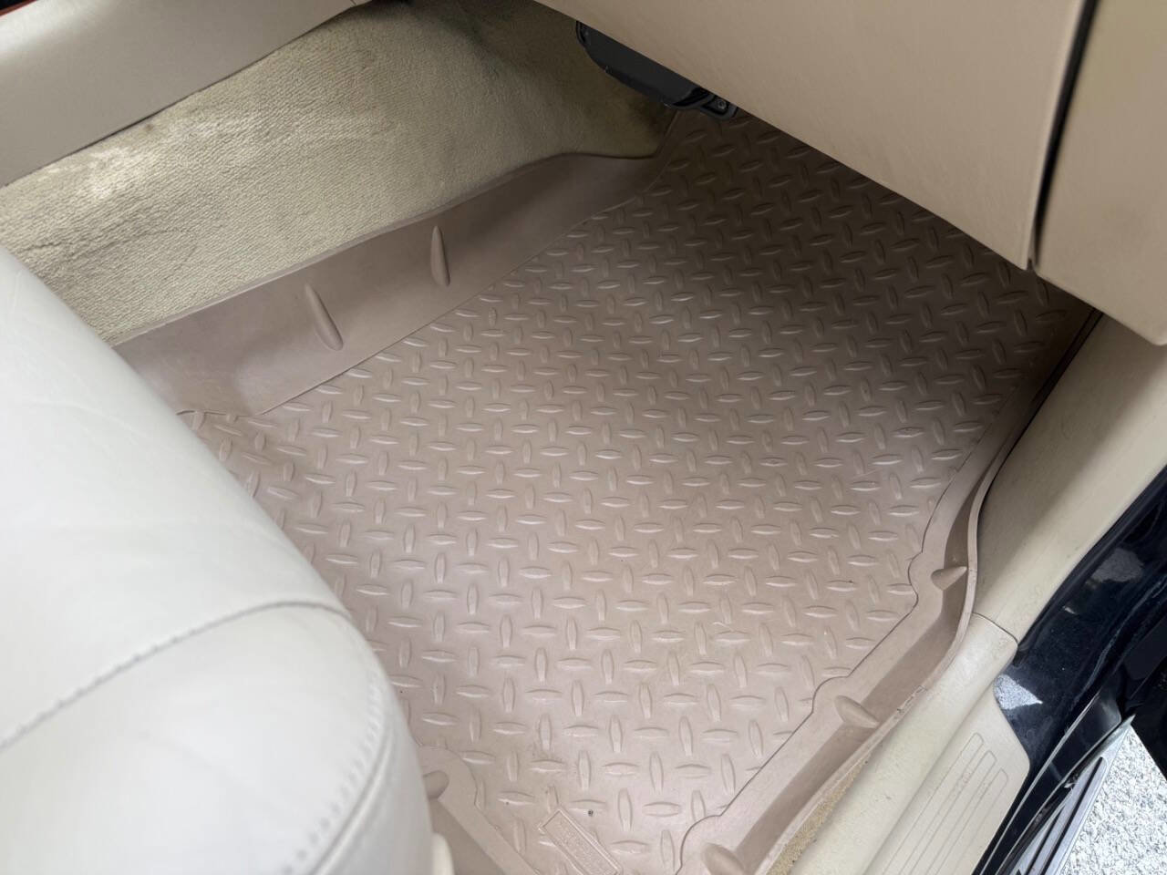 Used 2003 Lexus LX 470 4WD image 67