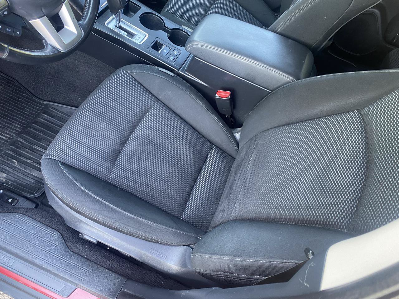 Used 2015 Subaru Outback 2.5i Premium AWD/4WD image 11