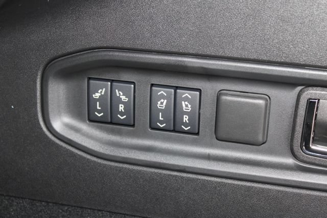 New 2027 Cadillac Vistiq Luxury AWD/4WD image 37