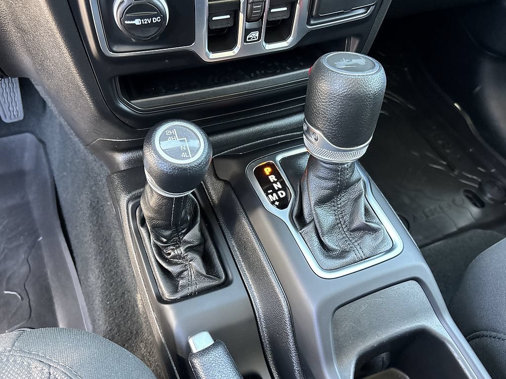 Used 2023 Jeep Wrangler Unlimited Sport AWD/4WD image 18