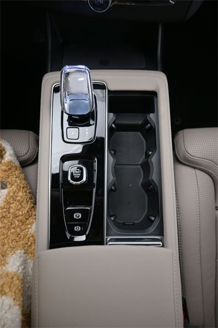 New 2026 Volvo XC90 B6 Ultra image 11