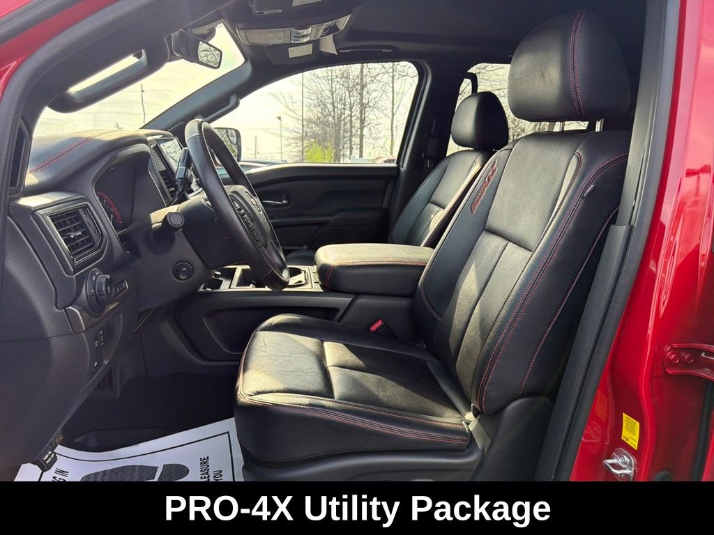 Used 2024 Nissan Titan PRO-4X w/ Pro-4x Convenience Package image 11