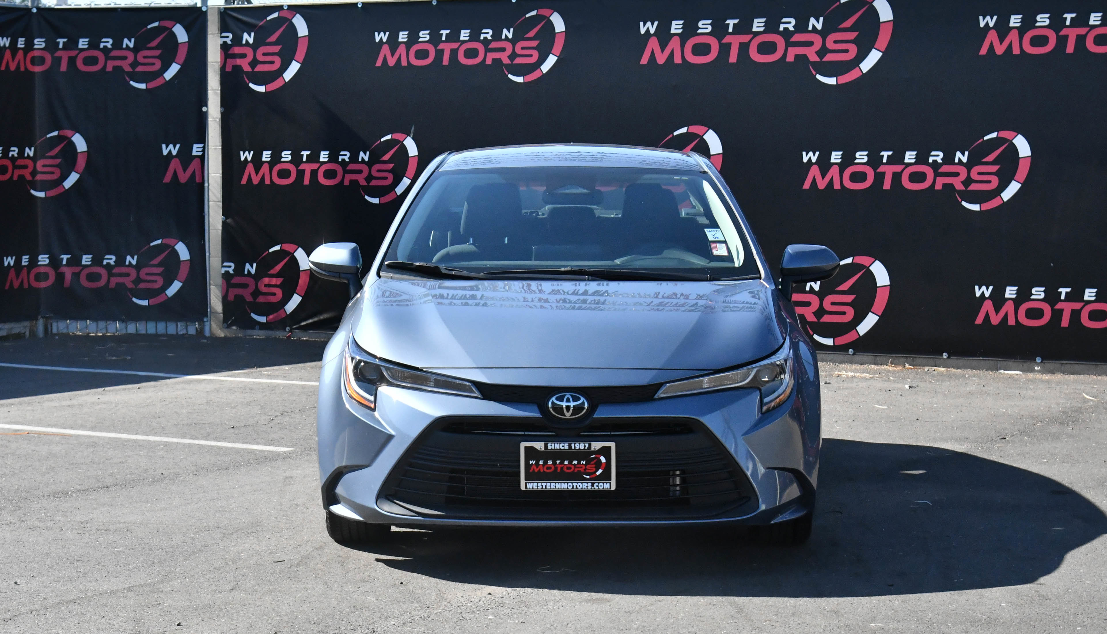 Used 2024 Toyota Corolla LE image 2