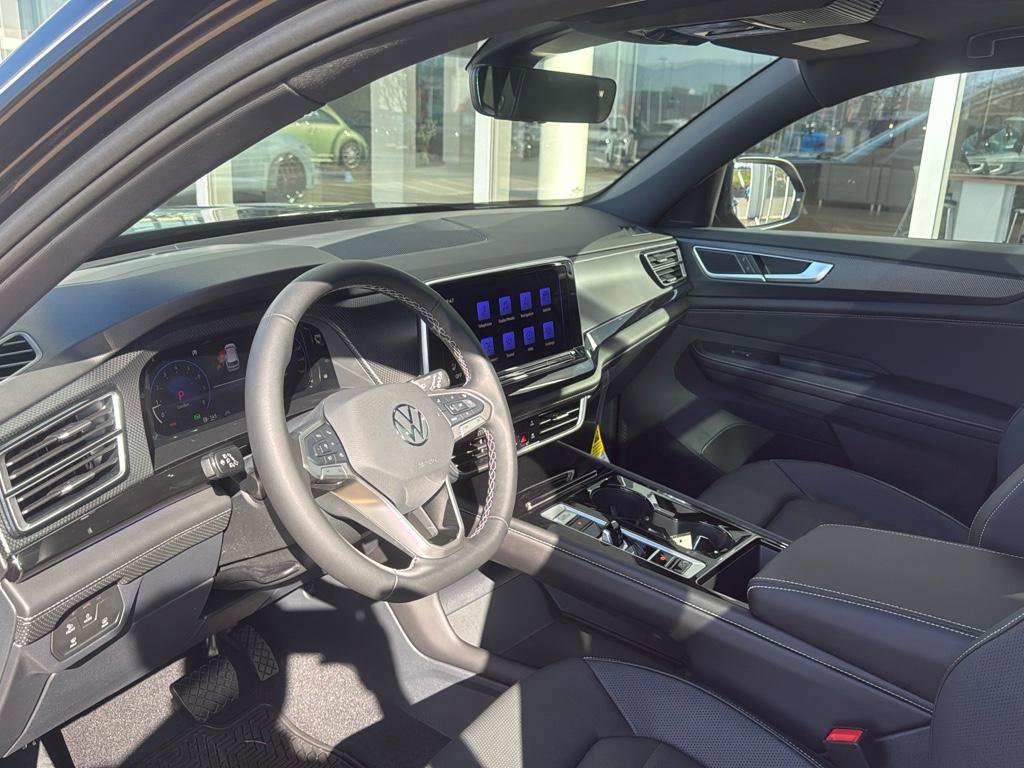 New 2025 Volkswagen Atlas Cross Sport SEL image 11