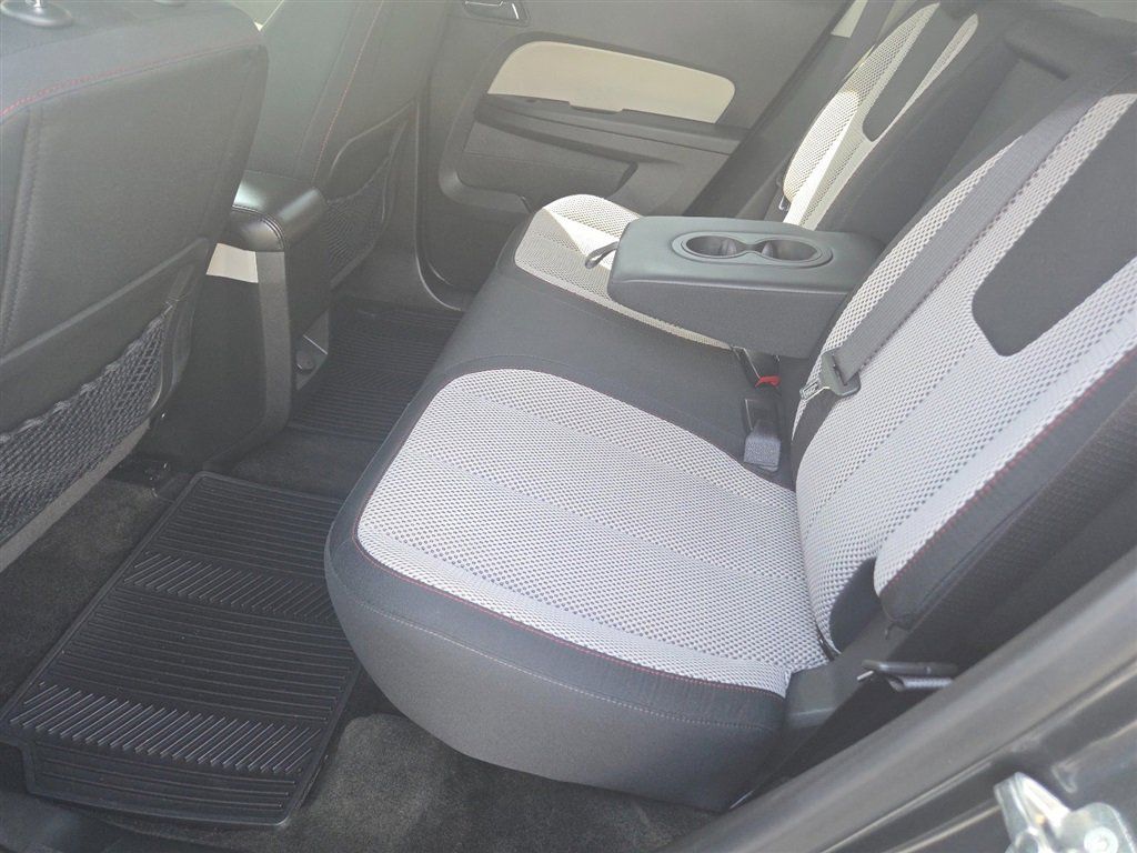 Used 2017 Chevrolet Equinox LT w/ Convenience Package image 6