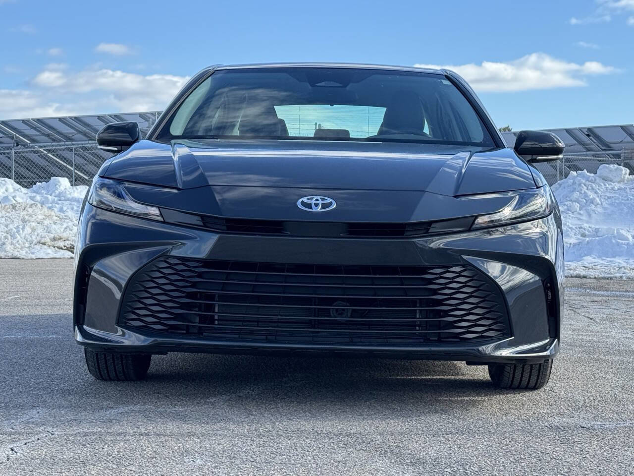 Used 2025 Toyota Camry LE image 8