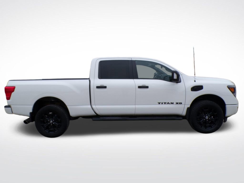 Used 2019 Nissan Titan SV w/ SV Convenience Package AWD/4WD image 4