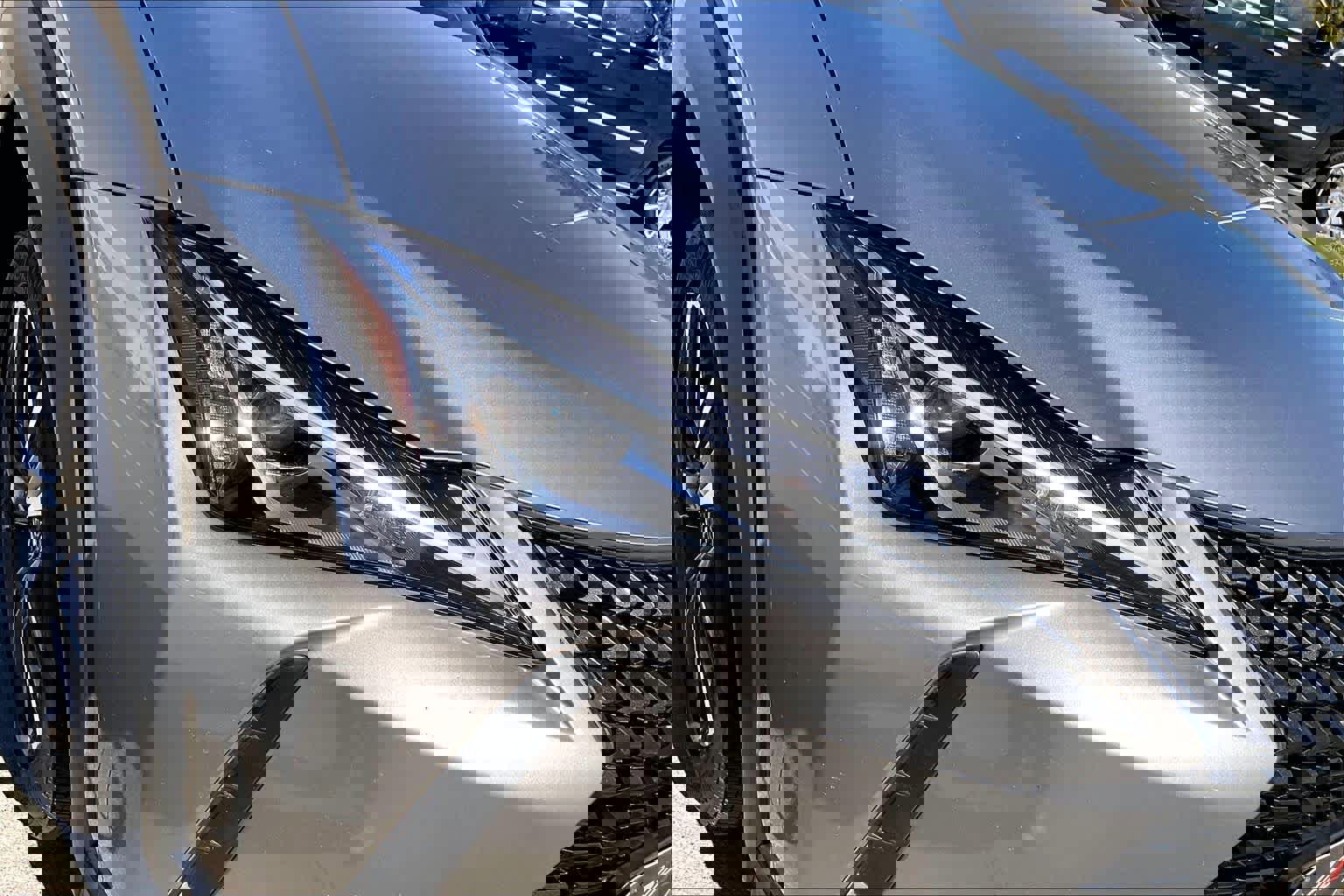 Used 2020 Lexus UX 200 w/ Accessory Package 2 image 25