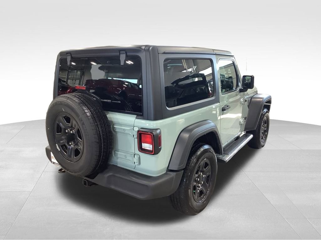 Used 2023 Jeep Wrangler Sport image 4