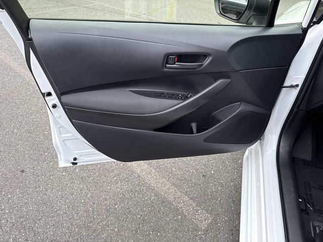 Used 2022 Toyota Corolla LE FWD image 13