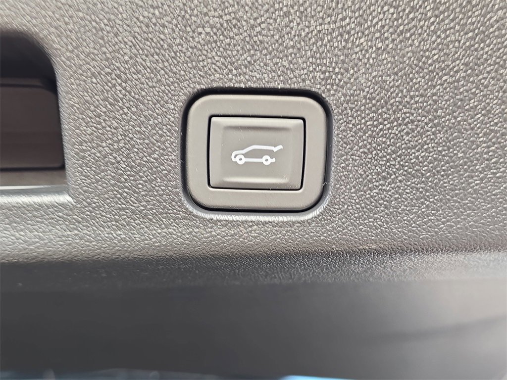 New 2026 GMC Acadia Elevation image 14