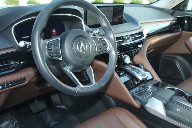 Used 2024 Acura MDX SH-AWD w/ Technology Package image 14