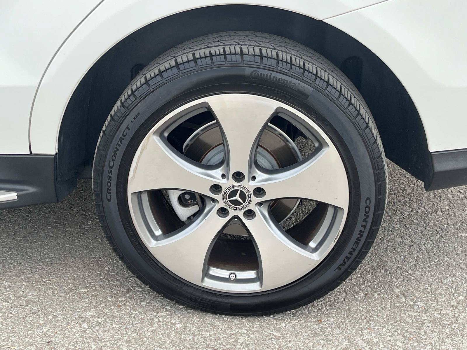 Used 2018 Mercedes-Benz GLE 350 4MATIC image 11