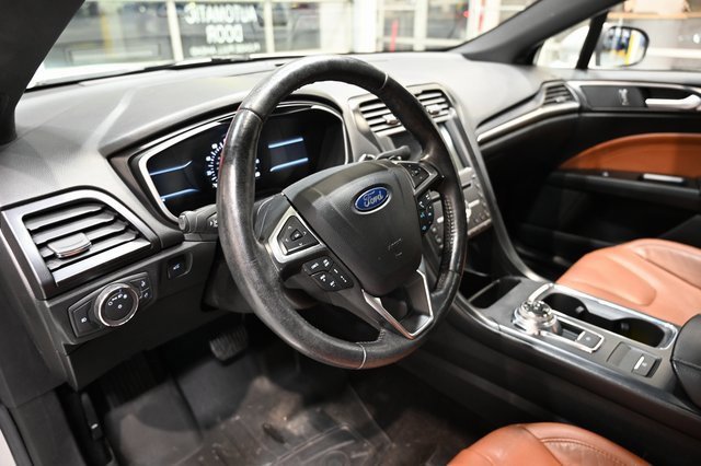 Used 2019 Ford Fusion Titanium image 21