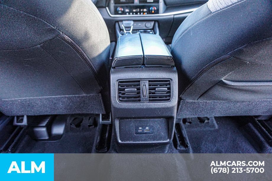 Used 2023 Nissan Rogue SV FWD image 30