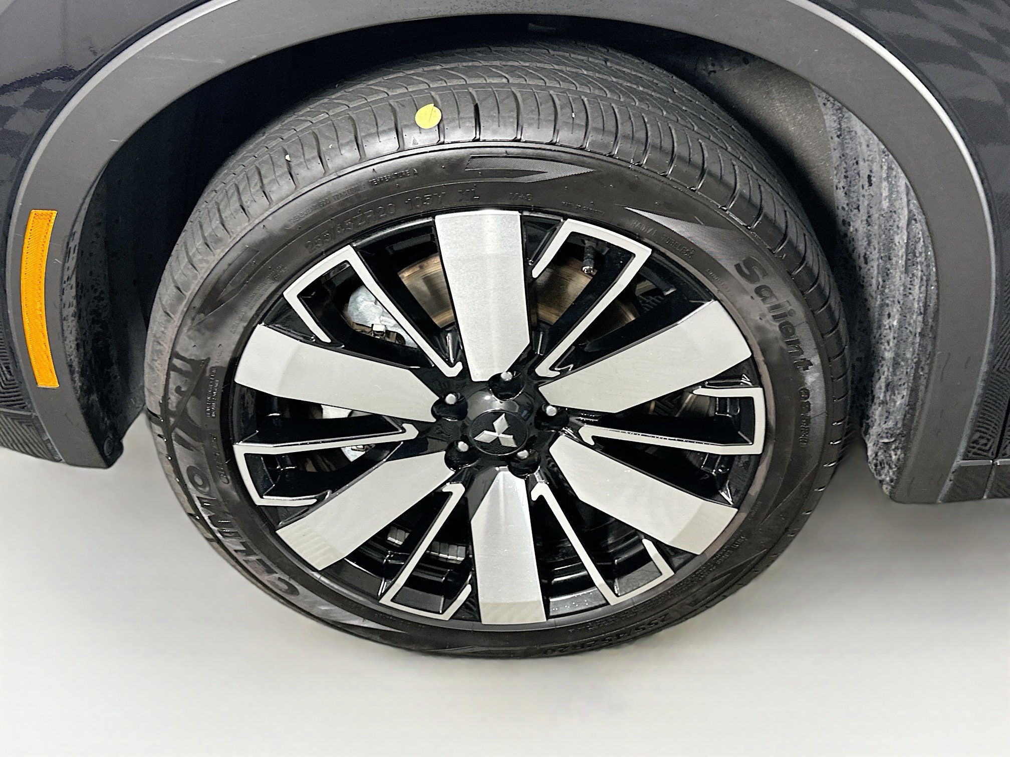 Used 2025 Mitsubishi Outlander SEL FWD image 11