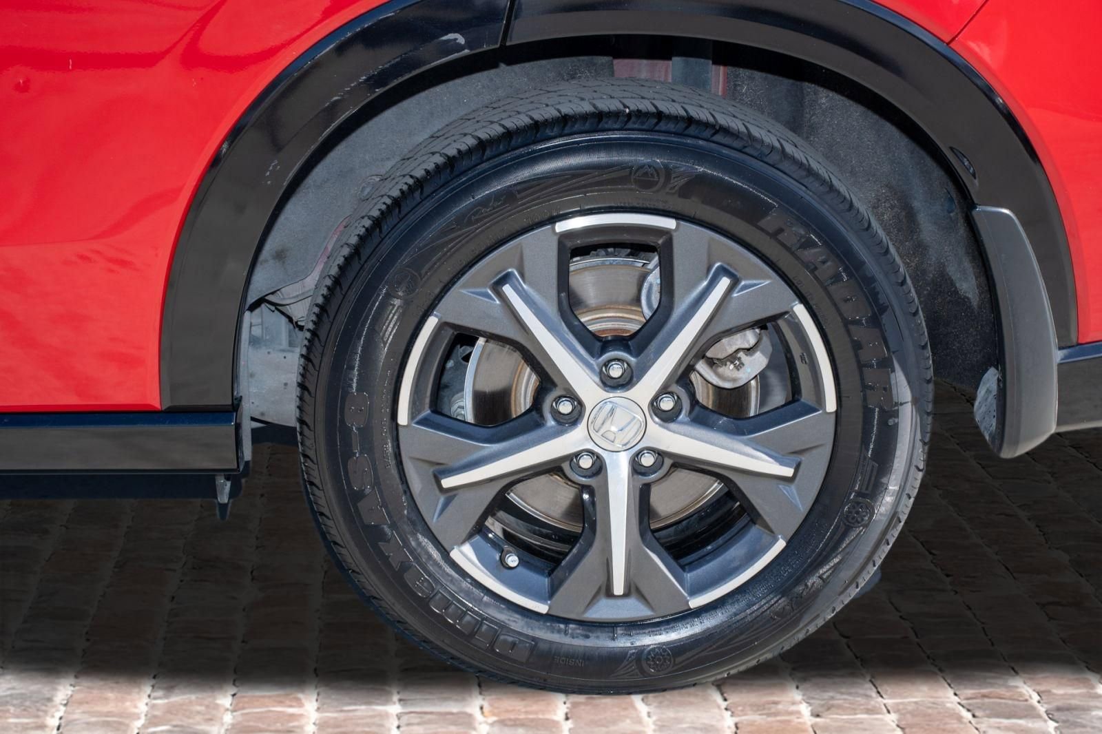 Certified 2024 Honda HR-V EX-L image 39