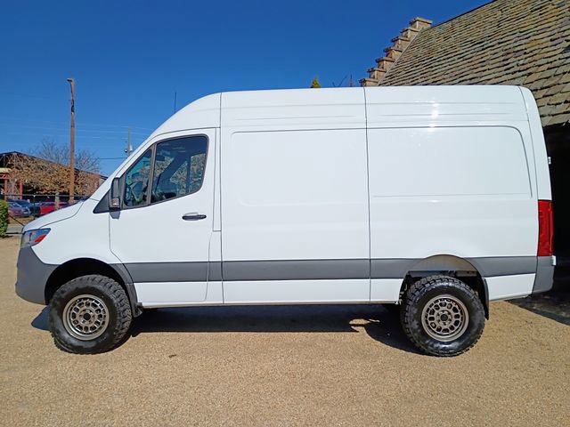 Used 2025 Mercedes-Benz Sprinter 2500 image 7