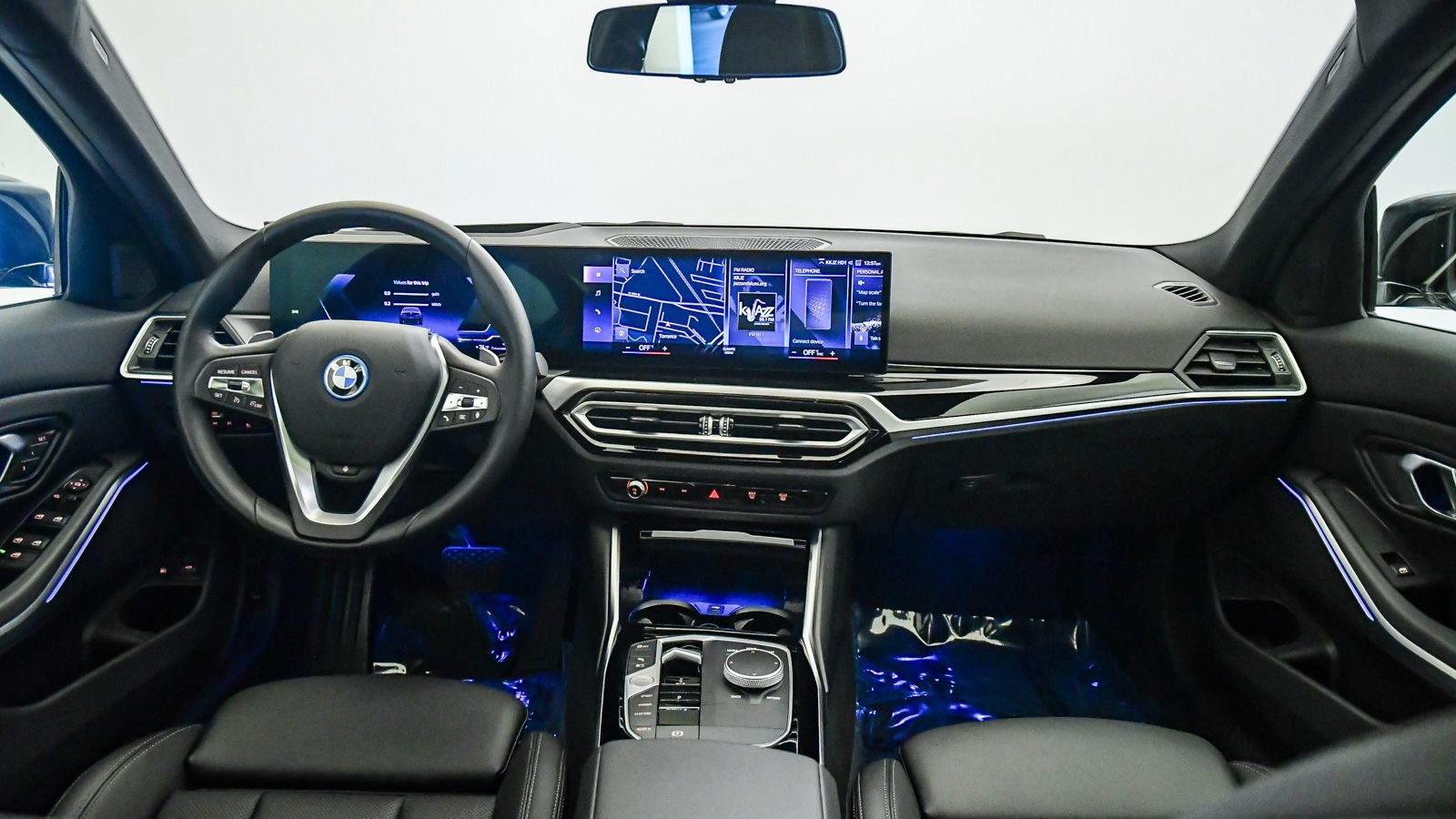 Certified 2024 BMW 330e w/ Premium Package RWD image 15