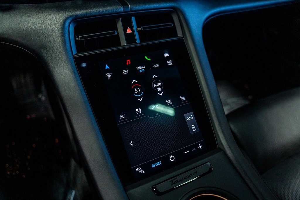 Used 2021 Porsche Taycan image 43