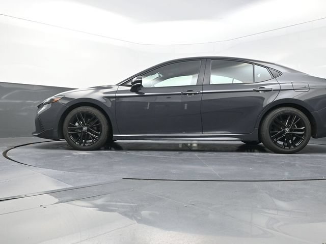 Used 2026 Toyota Camry SE FWD image 34