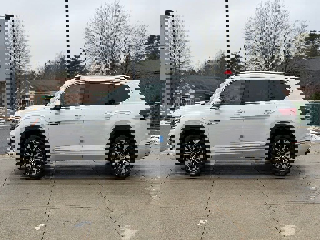 New 2026 Volkswagen Atlas SEL Premium R-Line image 18