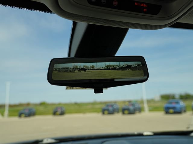 Used 2020 Chevrolet Traverse Premier AWD/4WD image 38