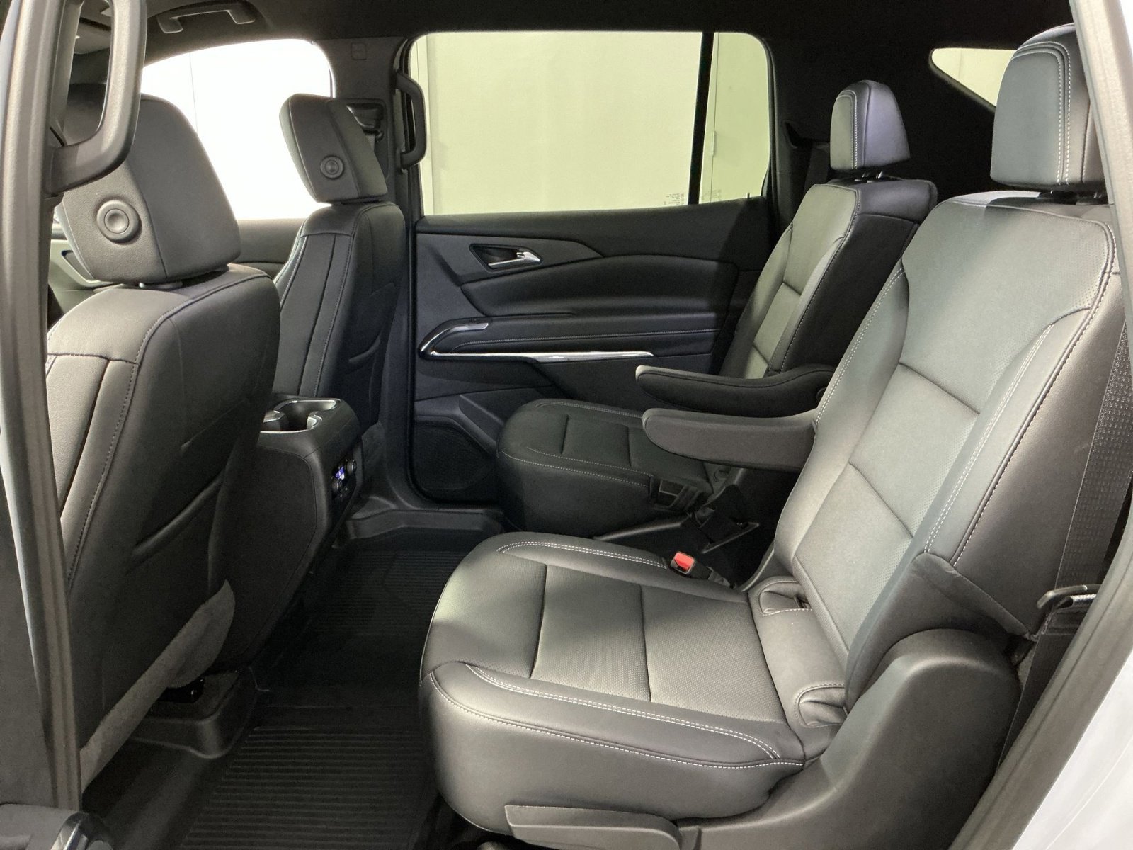 New 2026 Chevrolet Traverse LT FWD image 31