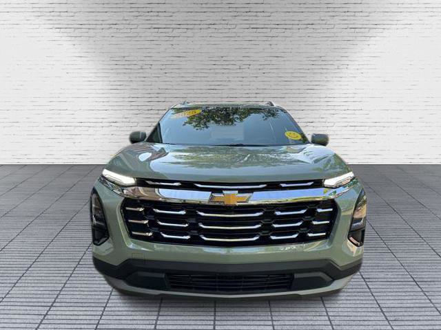 New 2025 Chevrolet Equinox LT image 3