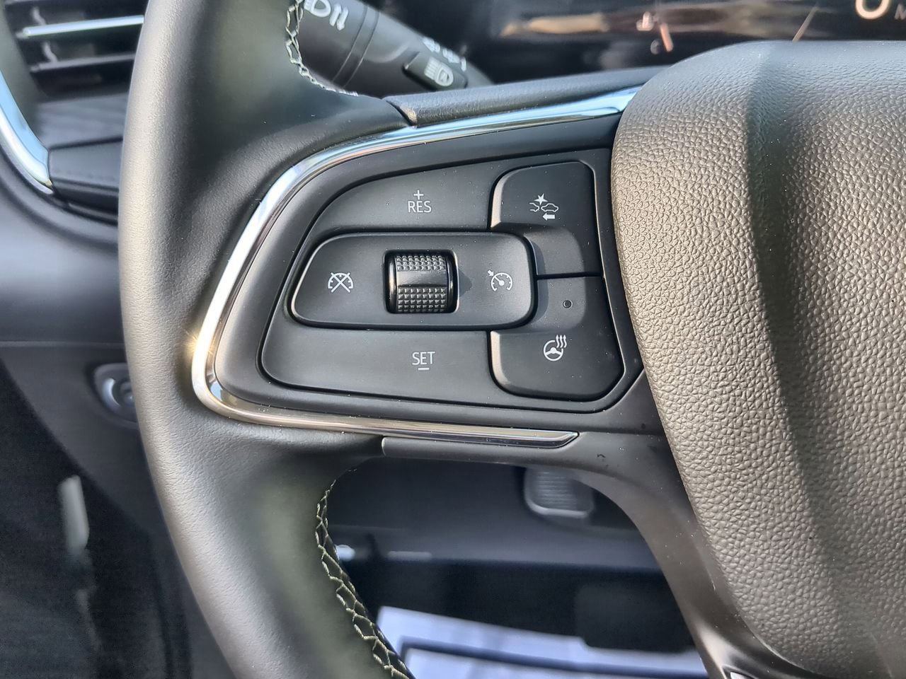 New 2026 Buick Encore GX Avenir w/ Avenir Technology Package image 34