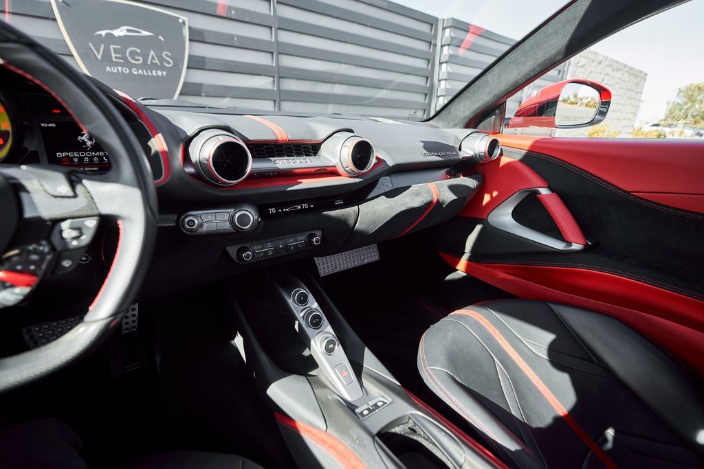 Used 2018 Ferrari 812 Superfast image 61