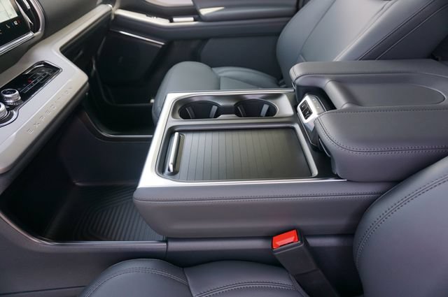 New 2027 Ford Expedition Max Active RWD image 33