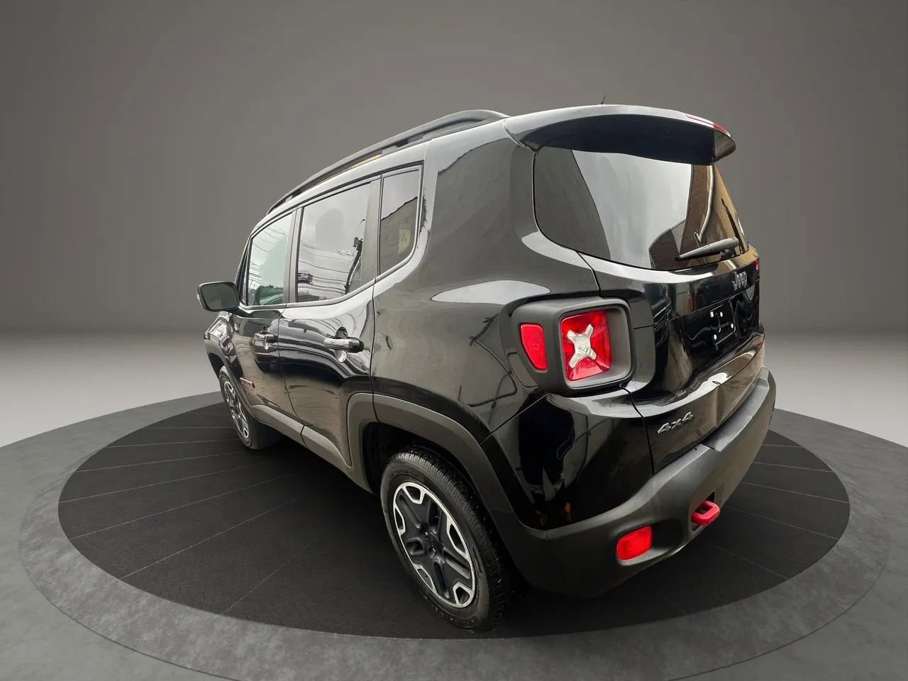 Used 2017 Jeep Renegade Trailhawk image 7
