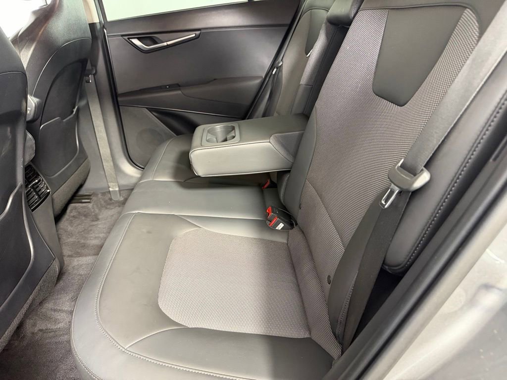 Used 2025 Kia Niro EX image 26