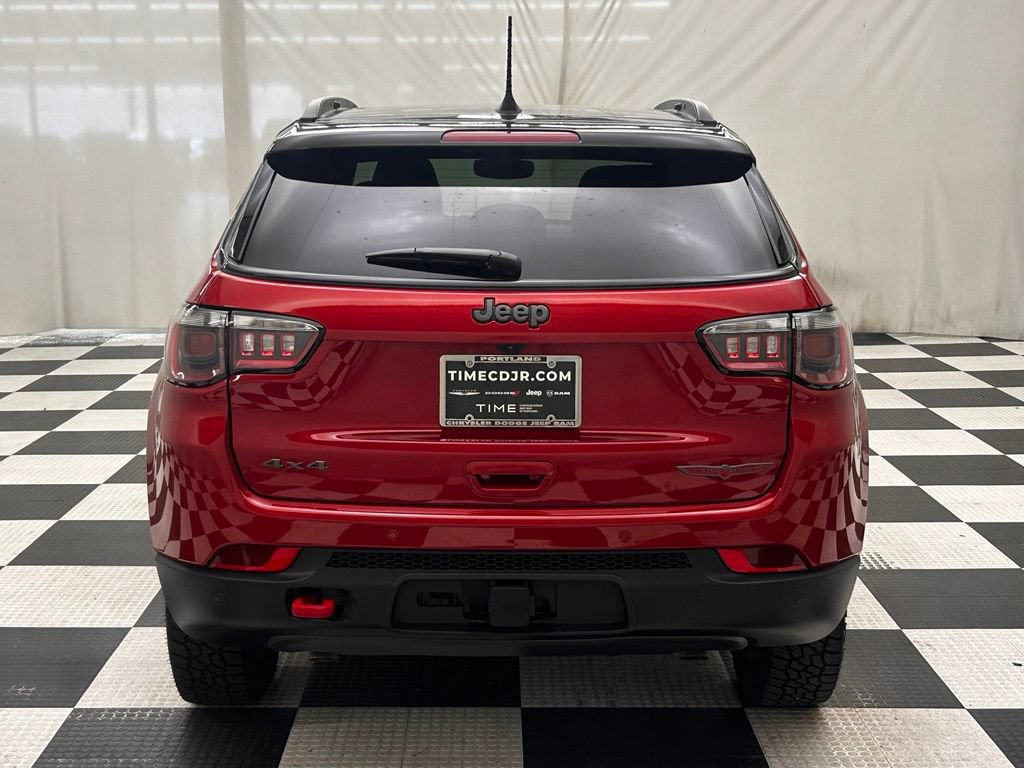Certified 2025 Jeep Compass Trailhawk w/ Sun & Sound Group AWD/4WD image 6