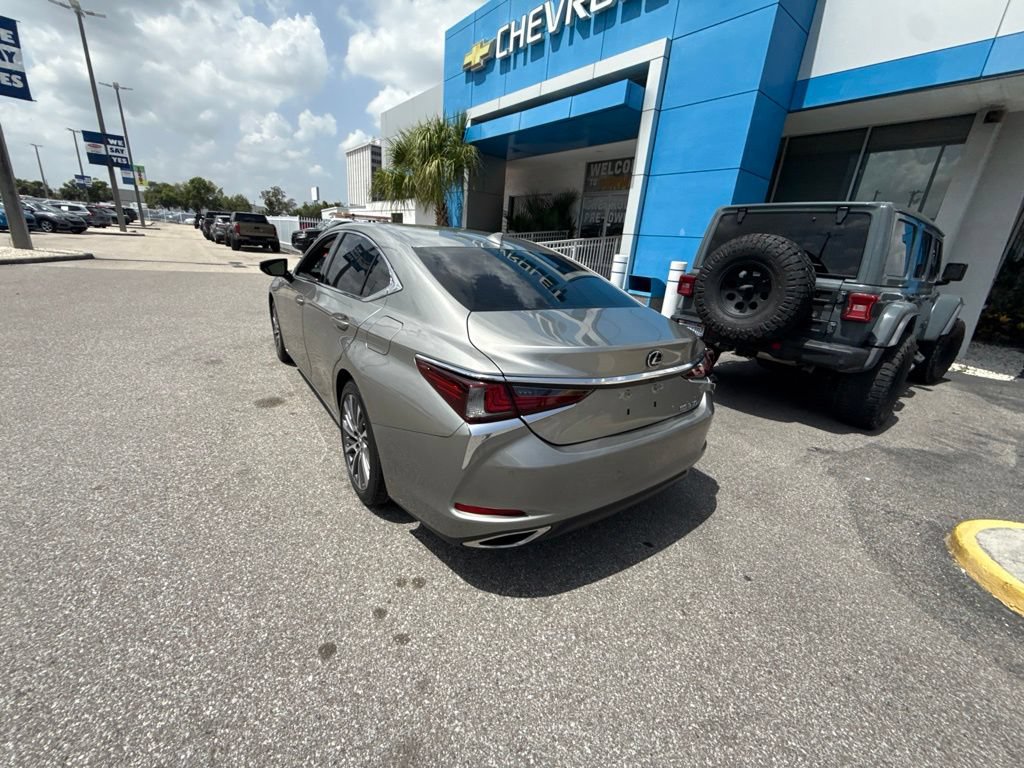 Used 2020 Lexus ES 350 w/ Premium Package FWD image 8