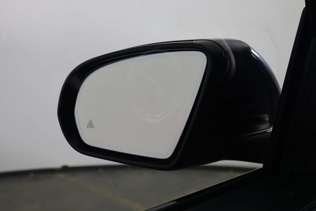 Used 2021 Mercedes-Benz GLB 35 AMG 4MATIC image 41