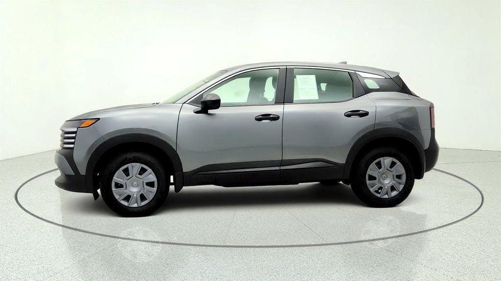 Used 2025 Nissan Kicks S FWD image 8
