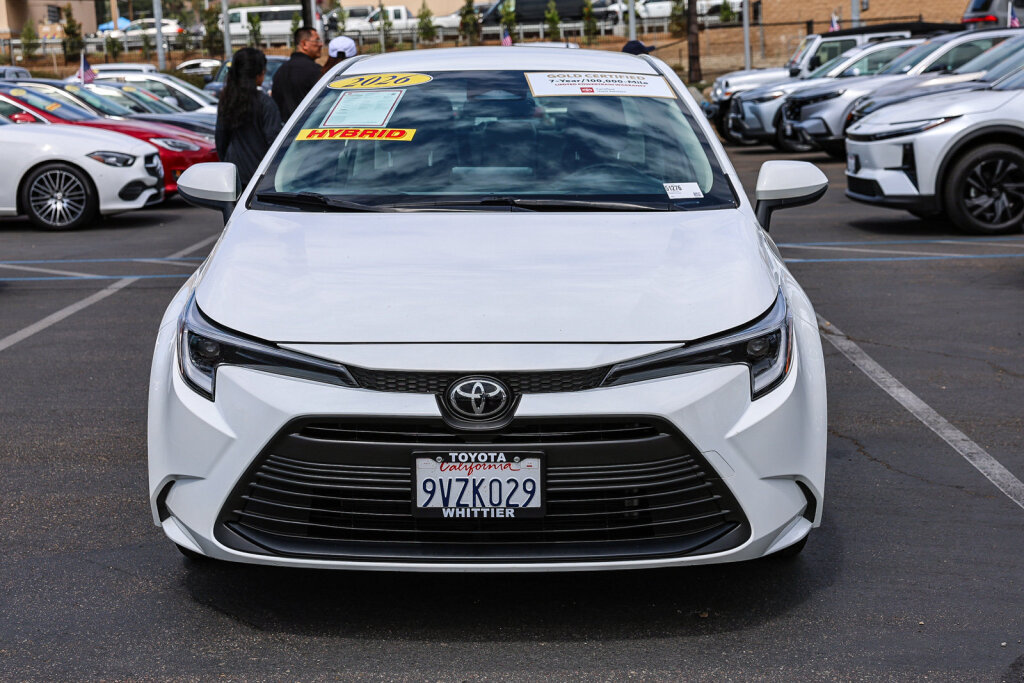 Certified 2026 Toyota Corolla LE FWD image 17