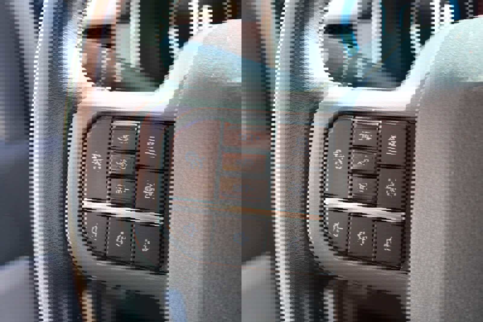 Used 2023 Ford F150 Lariat w/ Equipment Group 502A High image 23