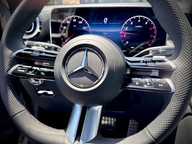 New 2026 Mercedes-Benz GLC 300 4MATIC image 19