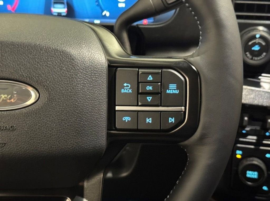 New 2026 Ford F450 Platinum w/ FX4 Off-Road Package image 40