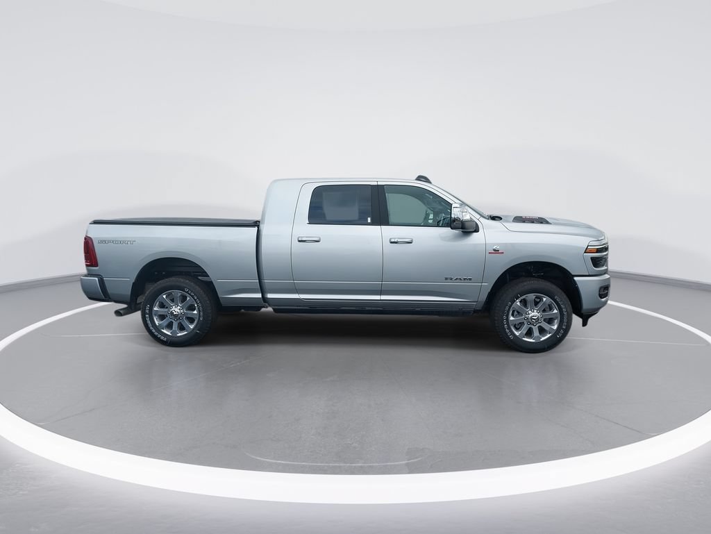 New 2026 RAM 2500 Laramie AWD/4WD image 9