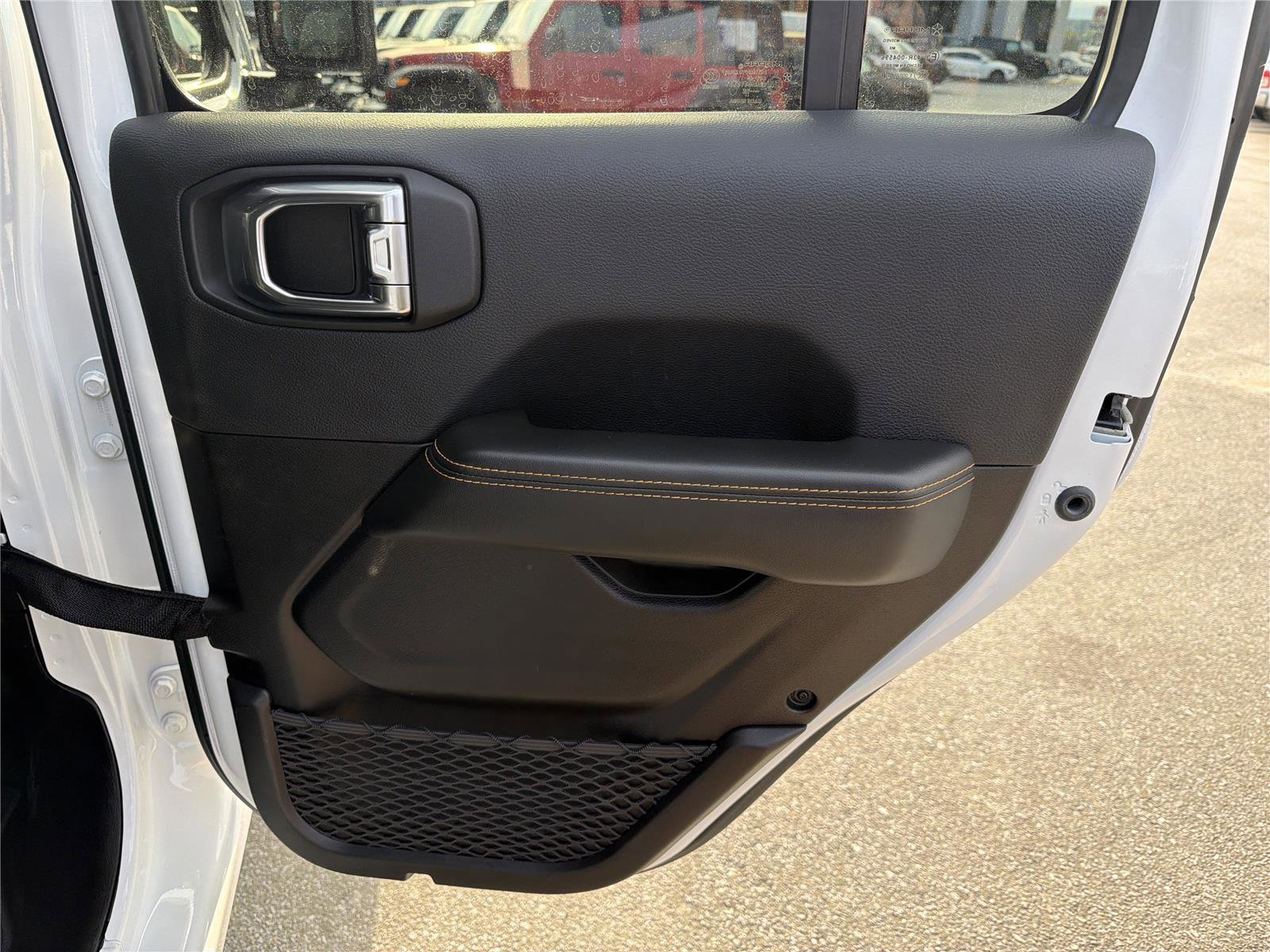 Used 2025 Jeep Wrangler Sahara w/ Safety Group image 16