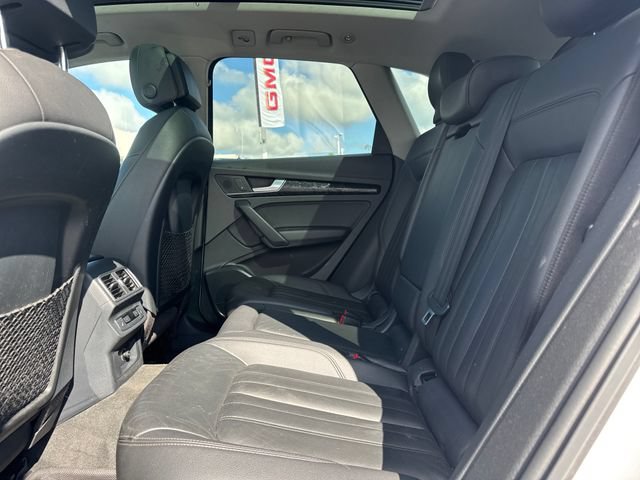 Used 2018 Audi Q5 2.0T Premium Plus w/ Premium Plus Package AWD/4WD image 11