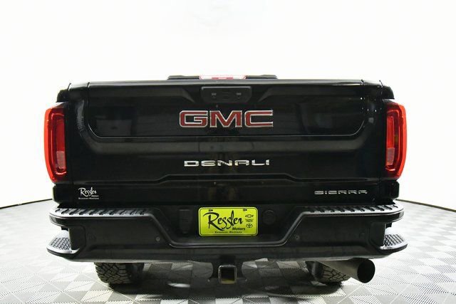 Used 2021 GMC Sierra 3500 Denali w/ Denali Black Diamond Edition image 12