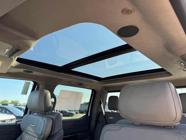 New 2026 Ford F250 Platinum w/ Platinum Plus Package AWD/4WD image 12