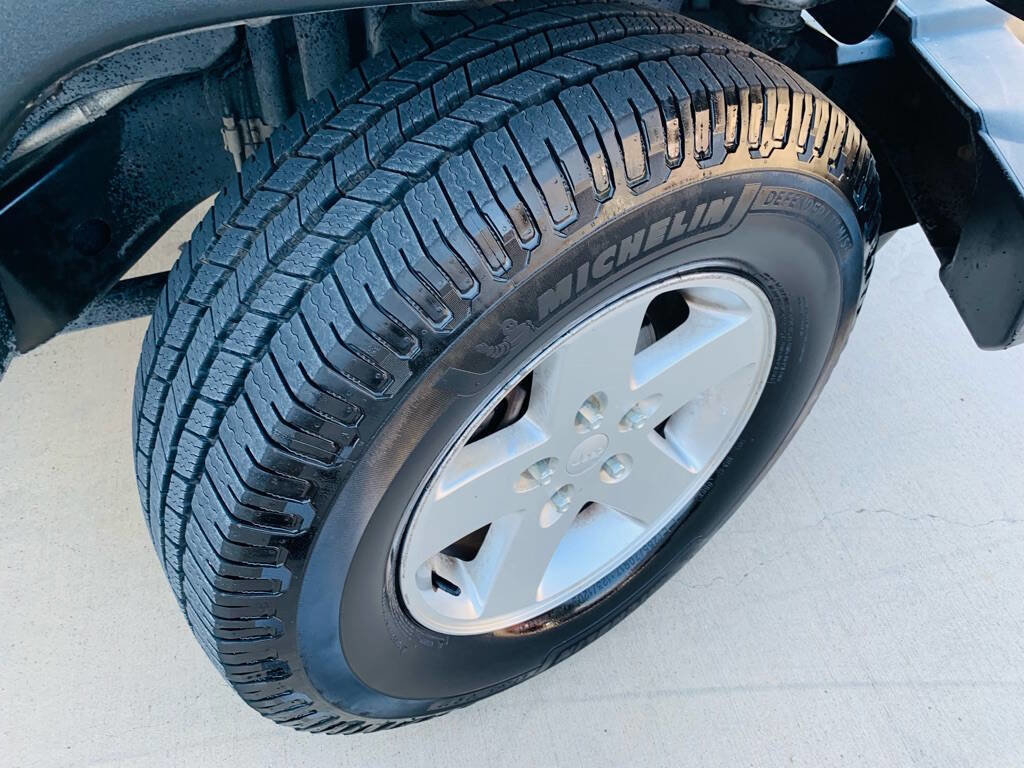 Used 2014 Jeep Wrangler Unlimited Sport w/ Quick Order Package 24S image 39