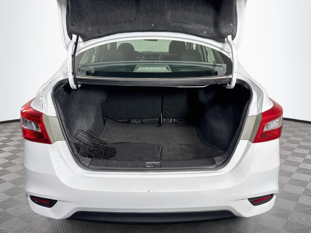 Used 2018 Nissan Sentra S w/ S Midnight Style Package FWD image 27