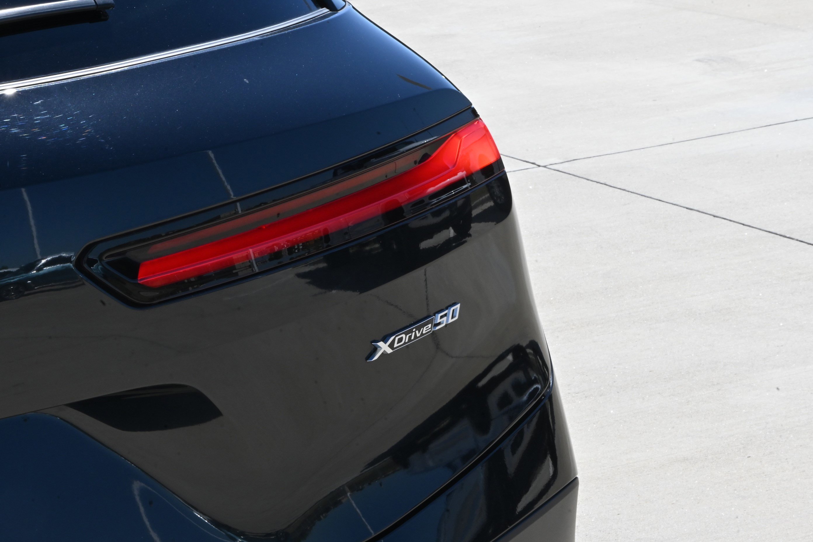 Certified 2023 BMW iX xDrive50 w/ Premium Package image 37